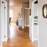 Pet Friendly In With Wifi アパート ブラーバンド